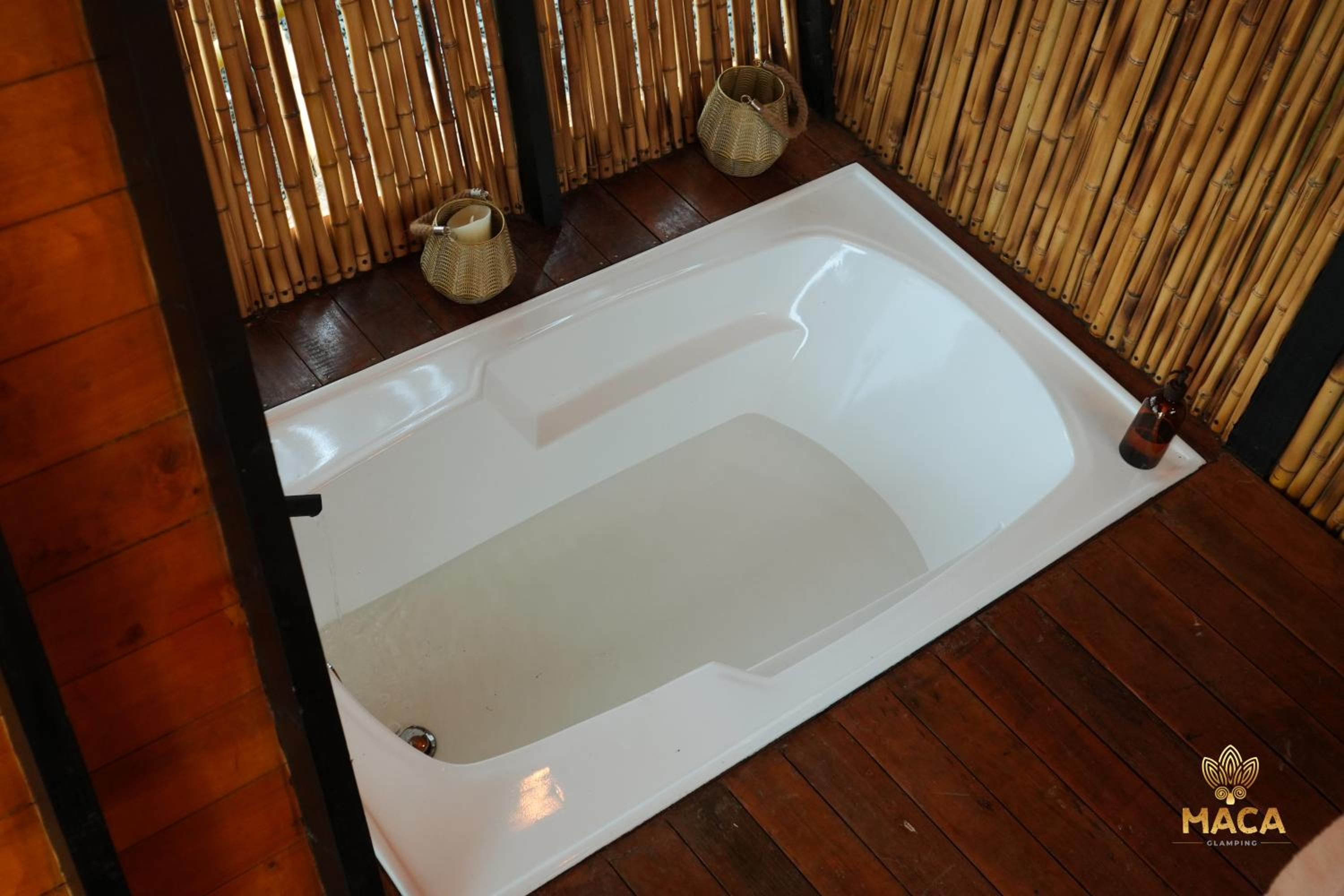 MACA GLAMPING