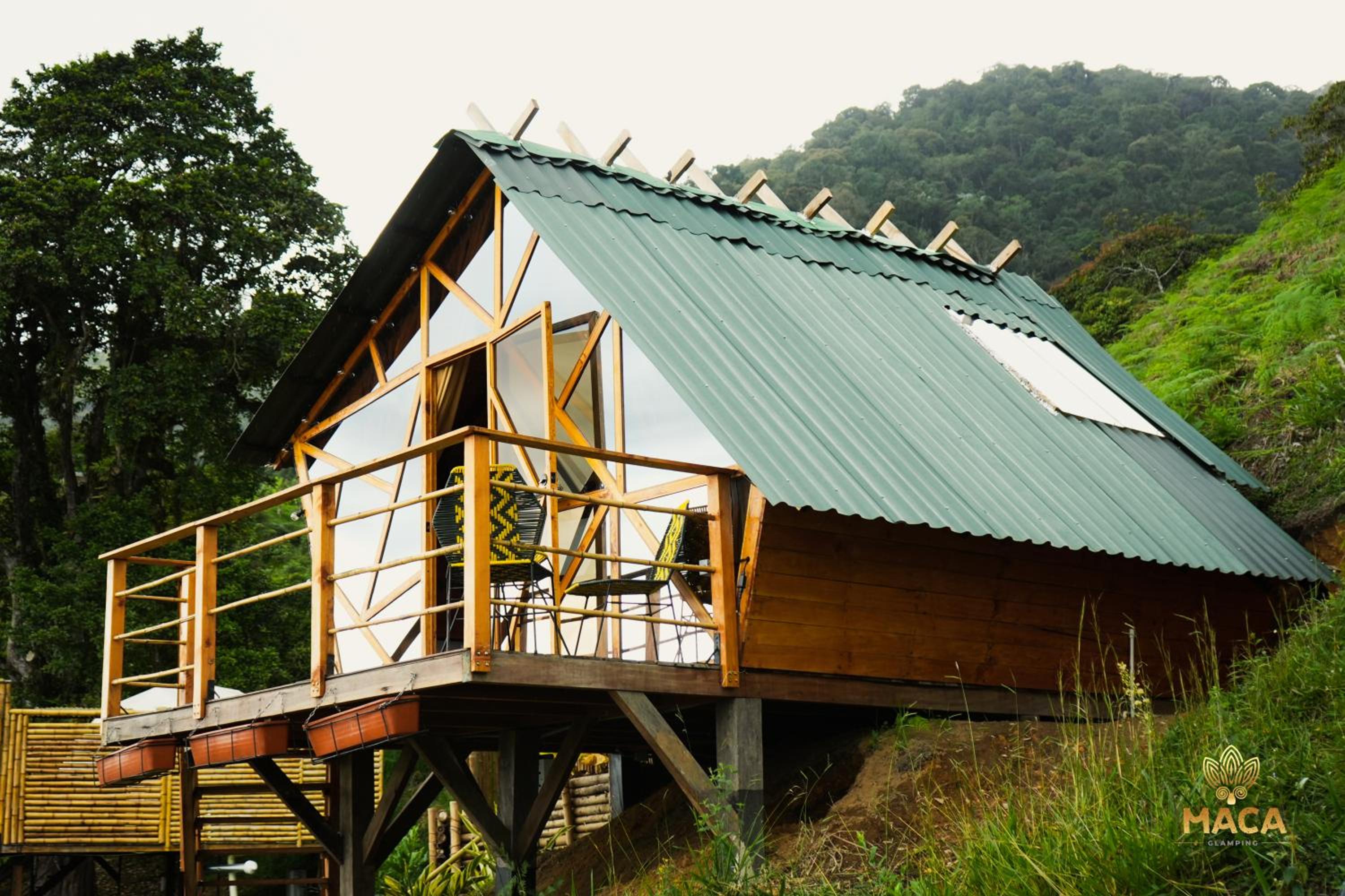 MACA GLAMPING