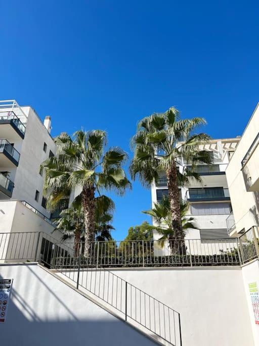 Beautiful modern flat with pool in Lomas de Campoamor