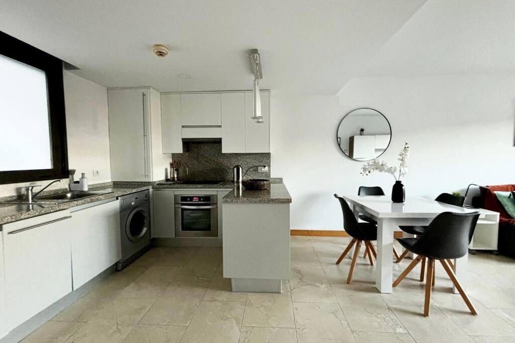Beautiful modern flat with pool in Lomas de Campoamor