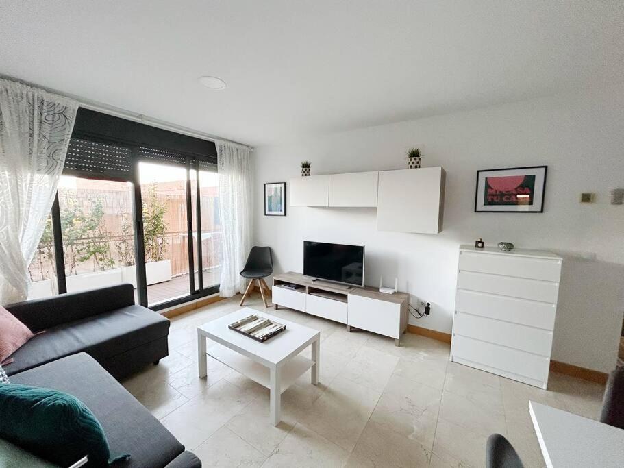 Beautiful modern flat with pool in Lomas de Campoamor