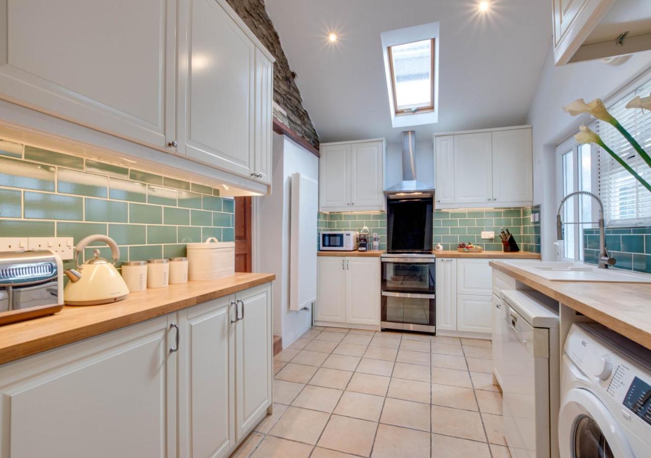 3 Bed in Croyde oc-2ingle view 5