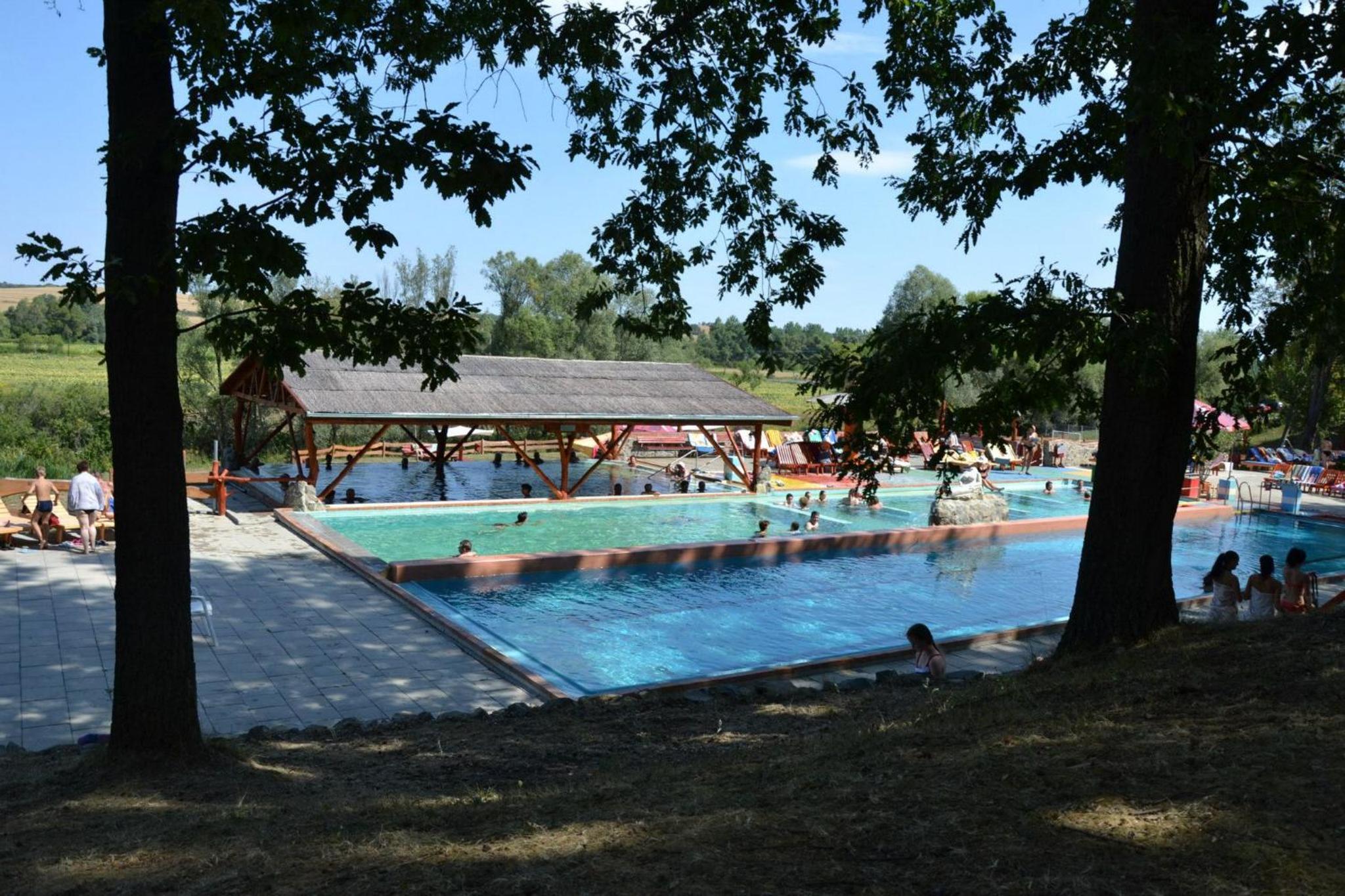 Calm Resort Hertelend view 5