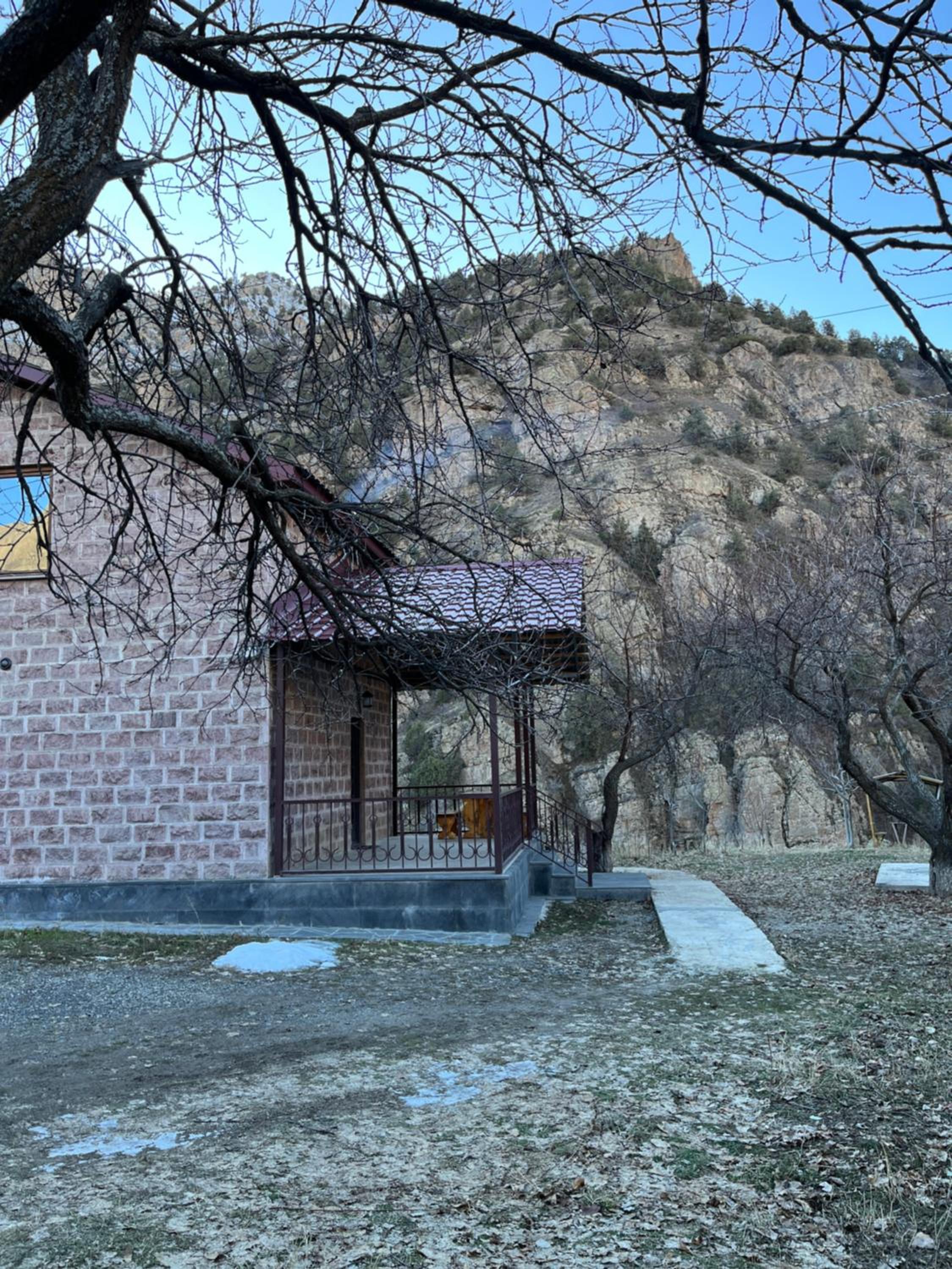 Bear's Dan Inn