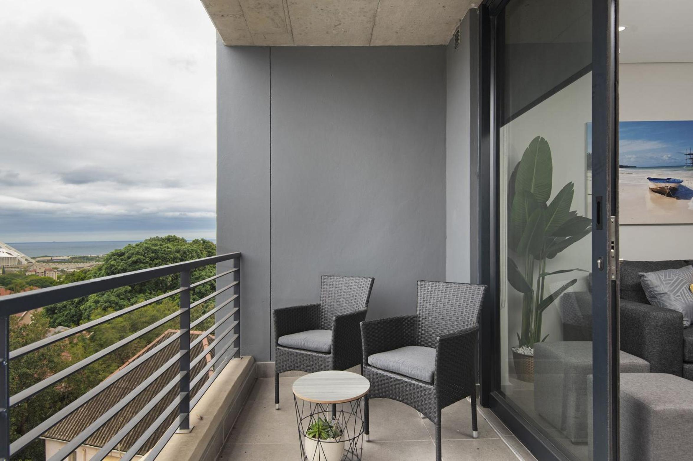 707 at 2SIX2 Florida Road by HostAgents view 2