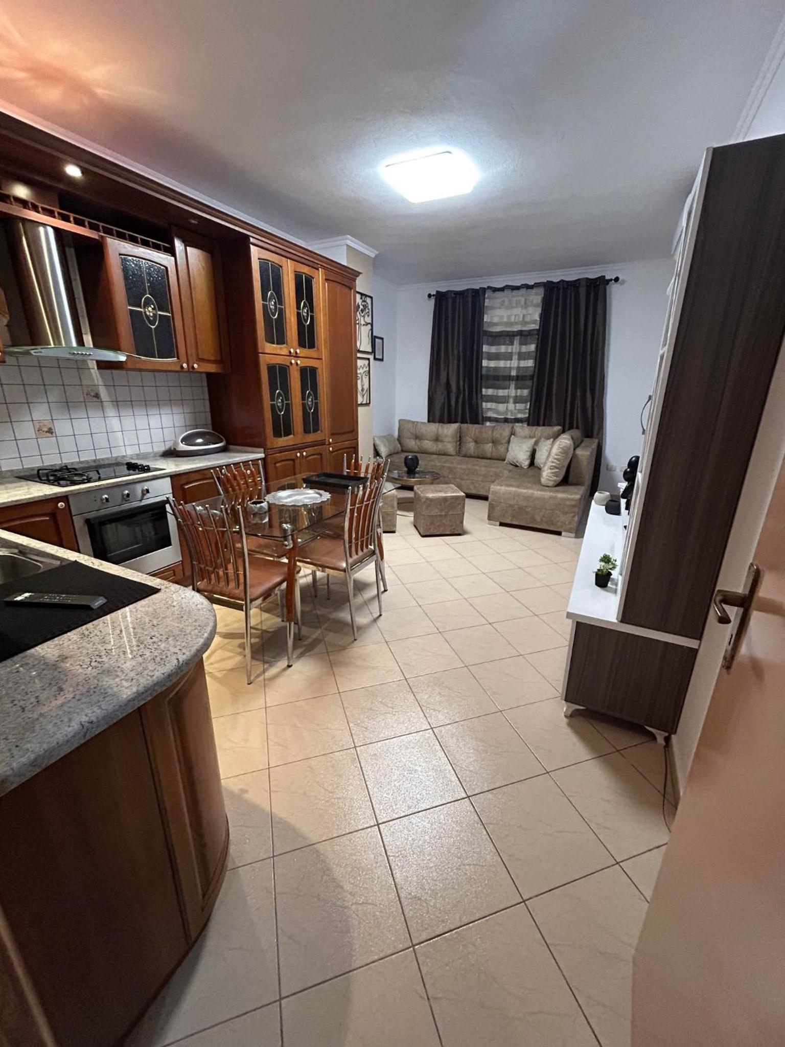 Chrigrey Holiday Apartments & Durres Beach
