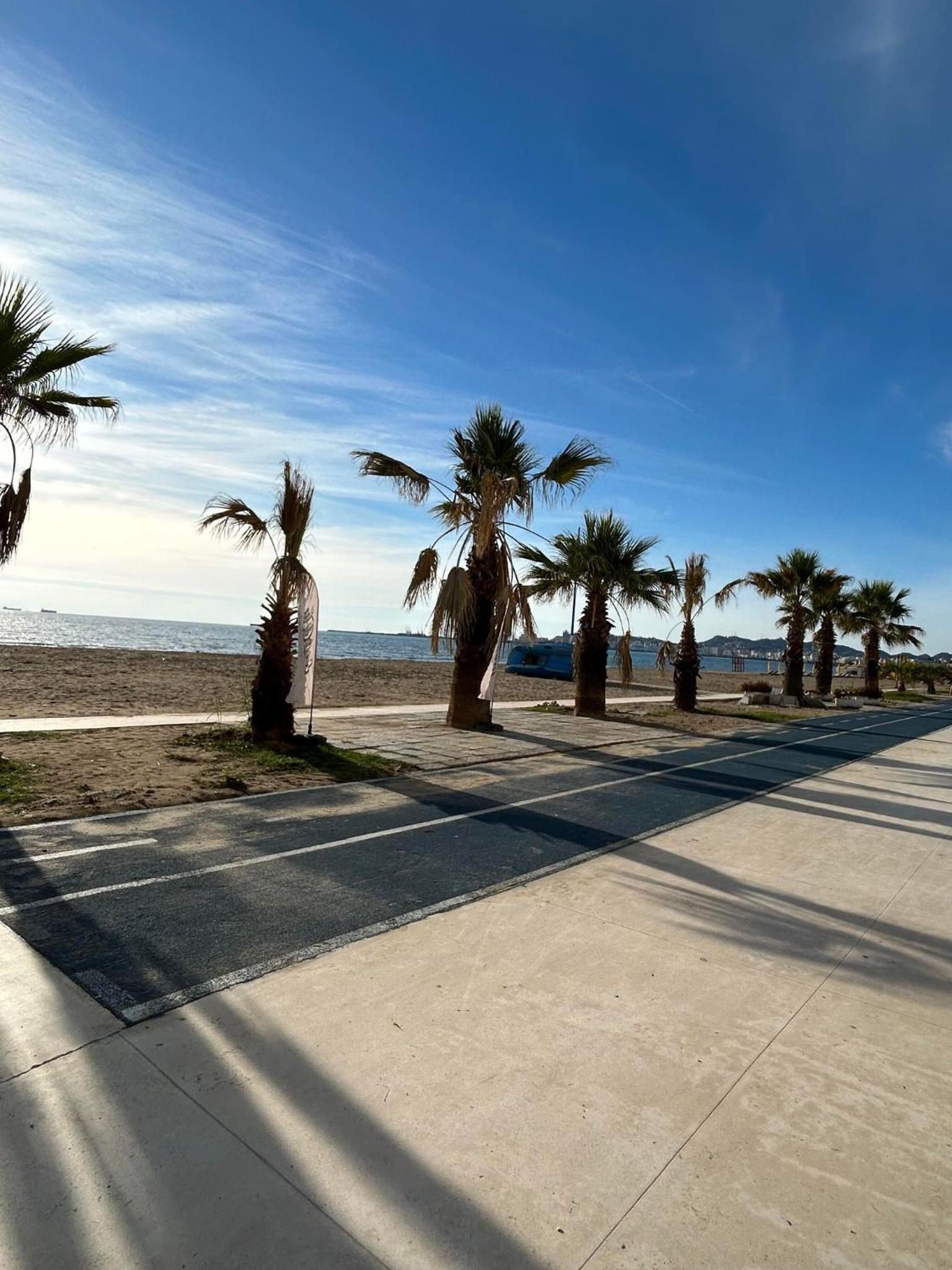 Chrigrey Holiday Apartments & Durres Beach