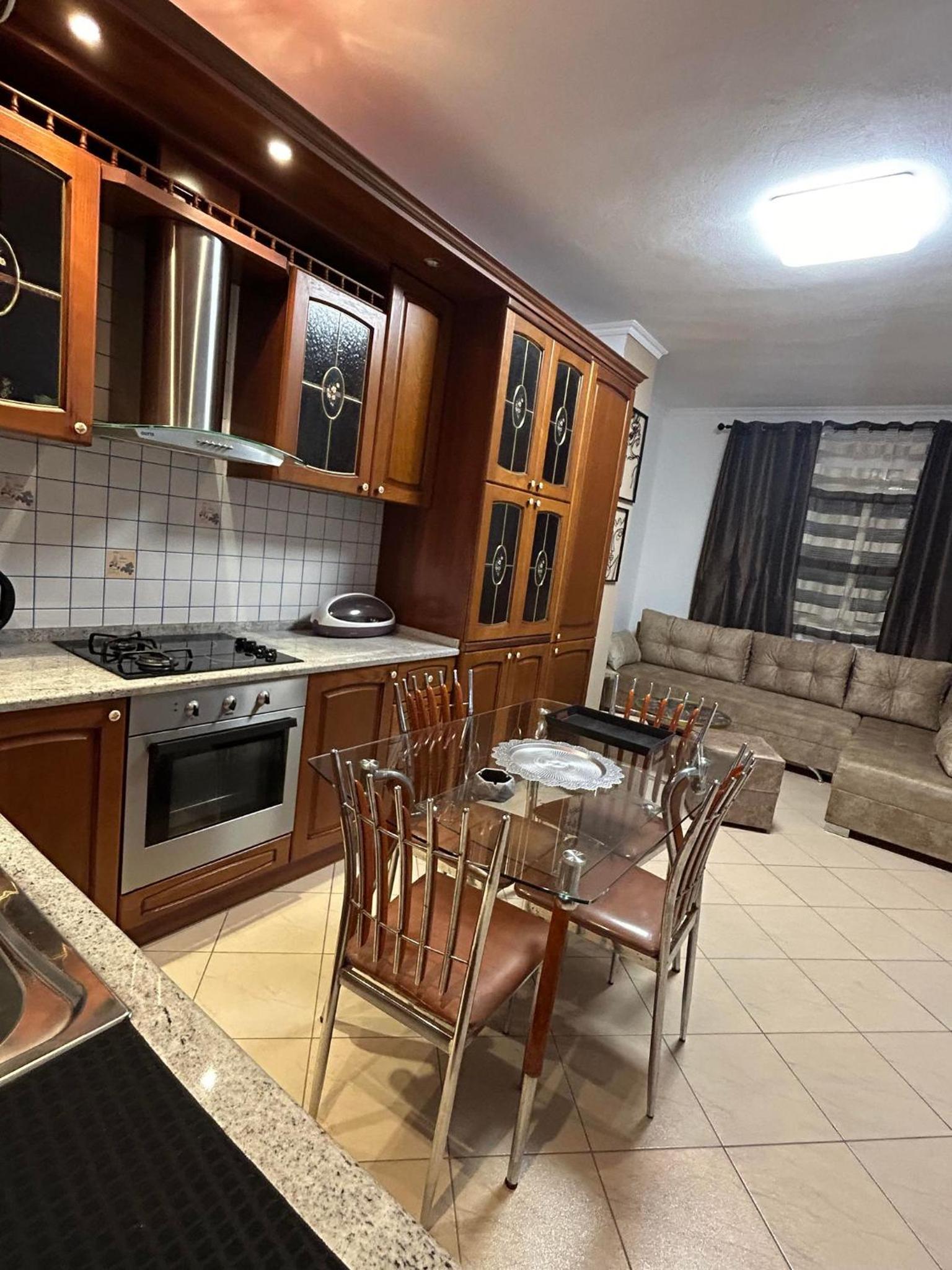 Chrigrey Holiday Apartments & Durres Beach