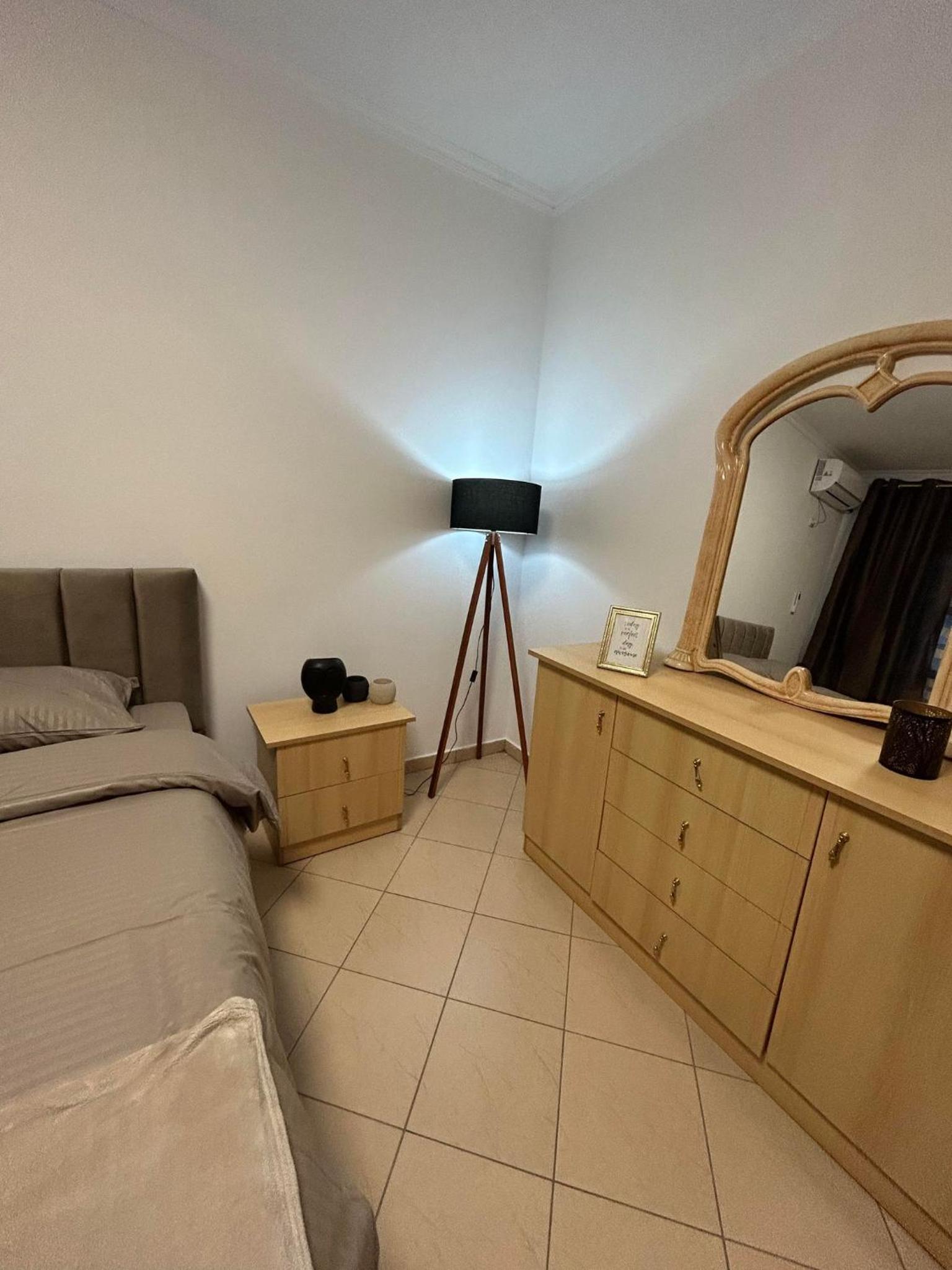 Chrigrey Holiday Apartments & Durres Beach