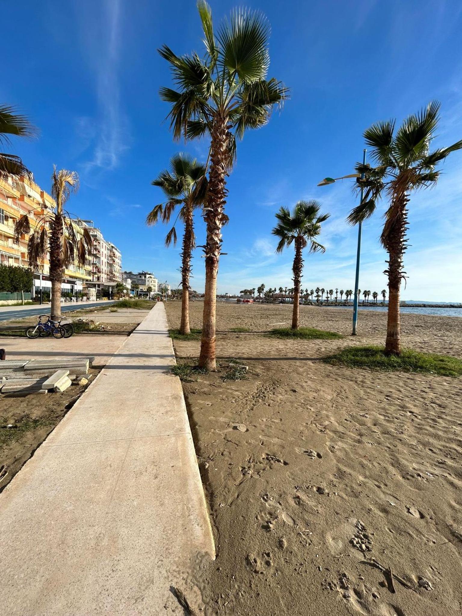 Chrigrey Holiday Apartments & Durres Beach