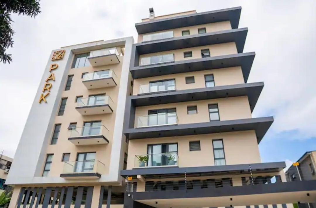 Ultimate Luxury Park Apartment