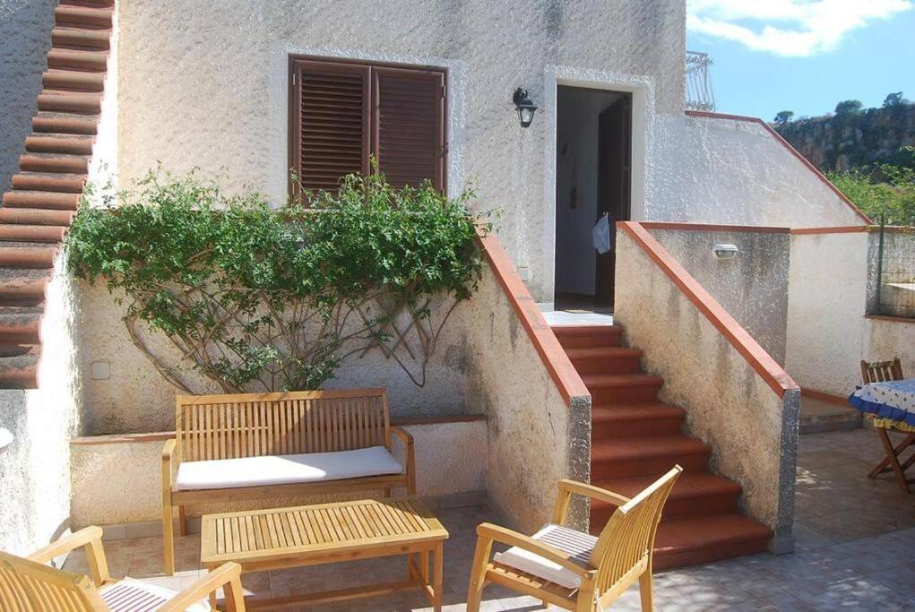 Villetta con giardino