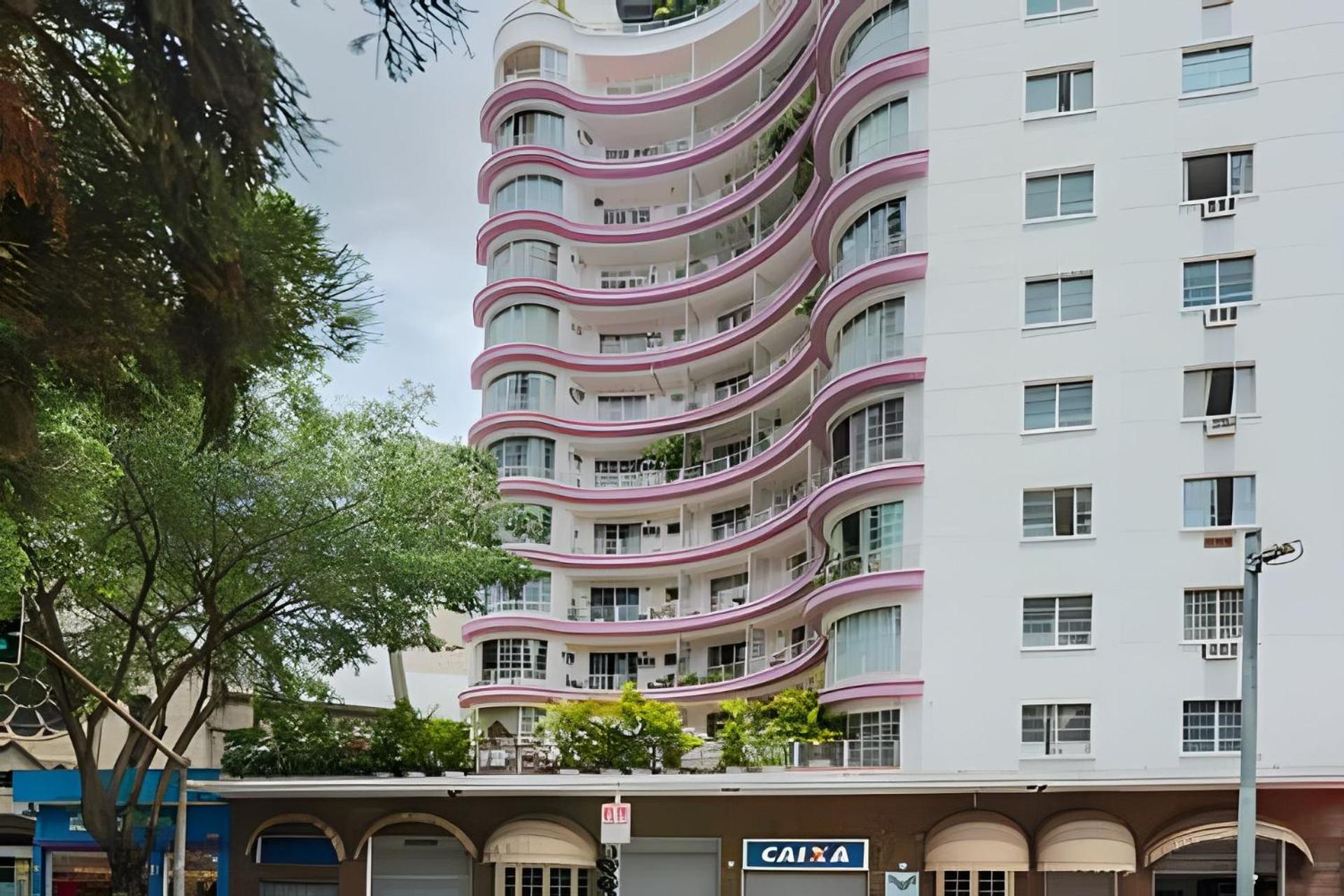 Amplo Apto no Centro de SP com Sauna e Piscina