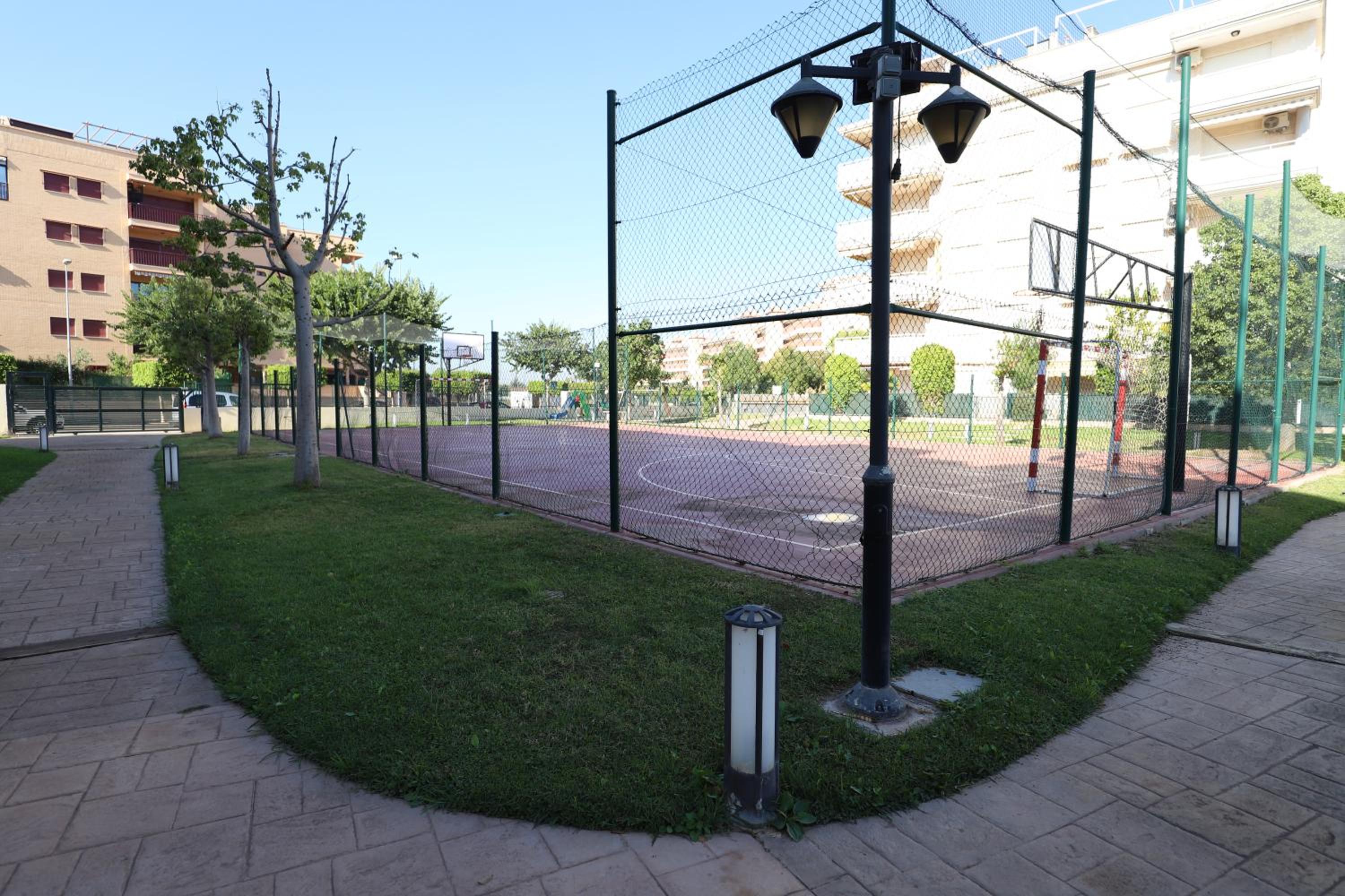 Ático con piscina en excelente urbanización by Hometels
