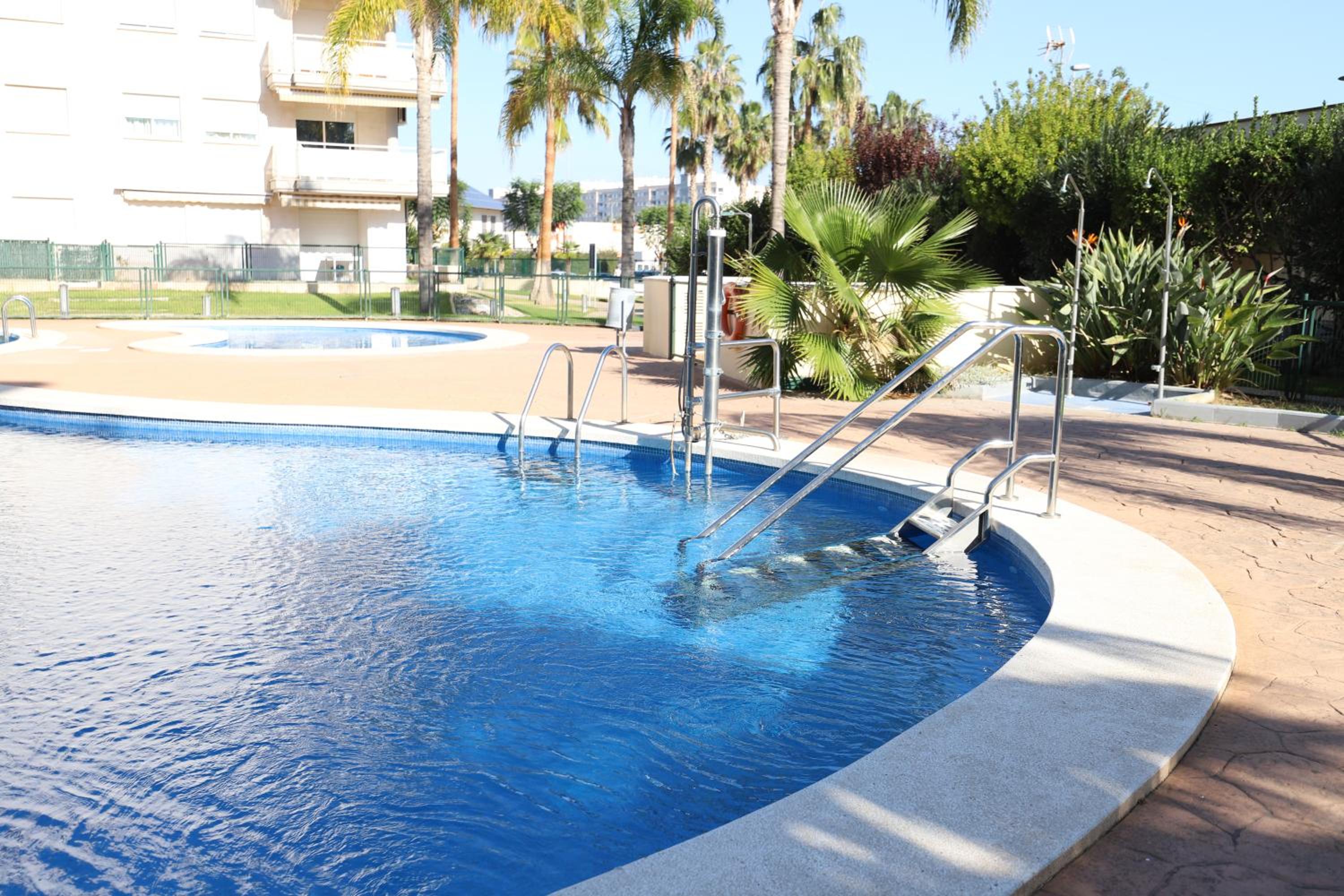 Ático con piscina en excelente urbanización by Hometels