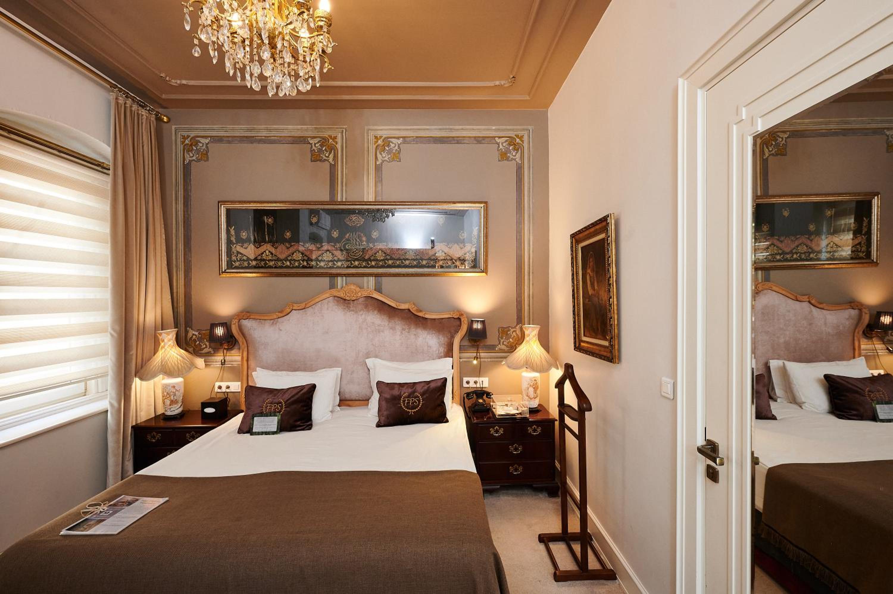 Faik Pasha Otelleri Özel Kategori Beyoğlu İstanbul - Image 198