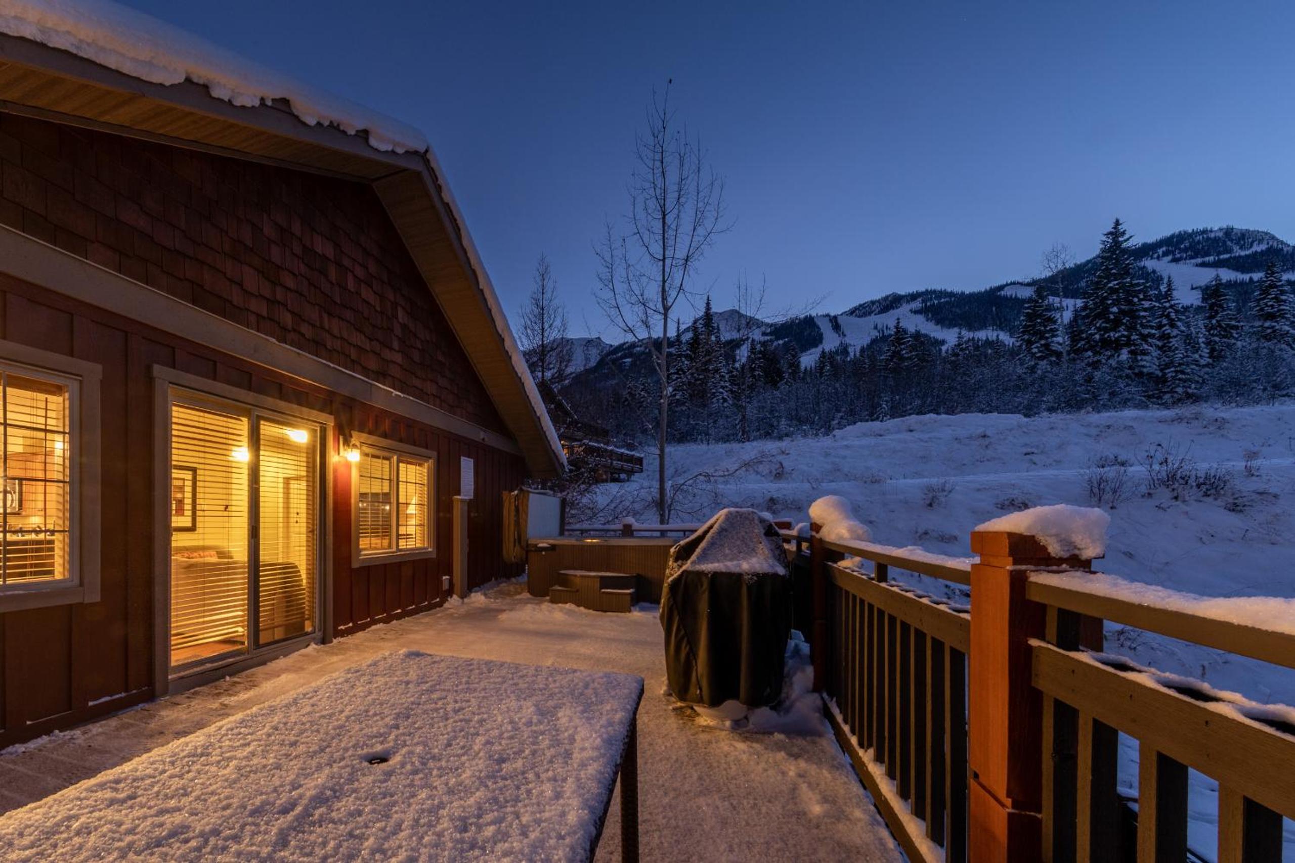 Lush Mountain Accommodations