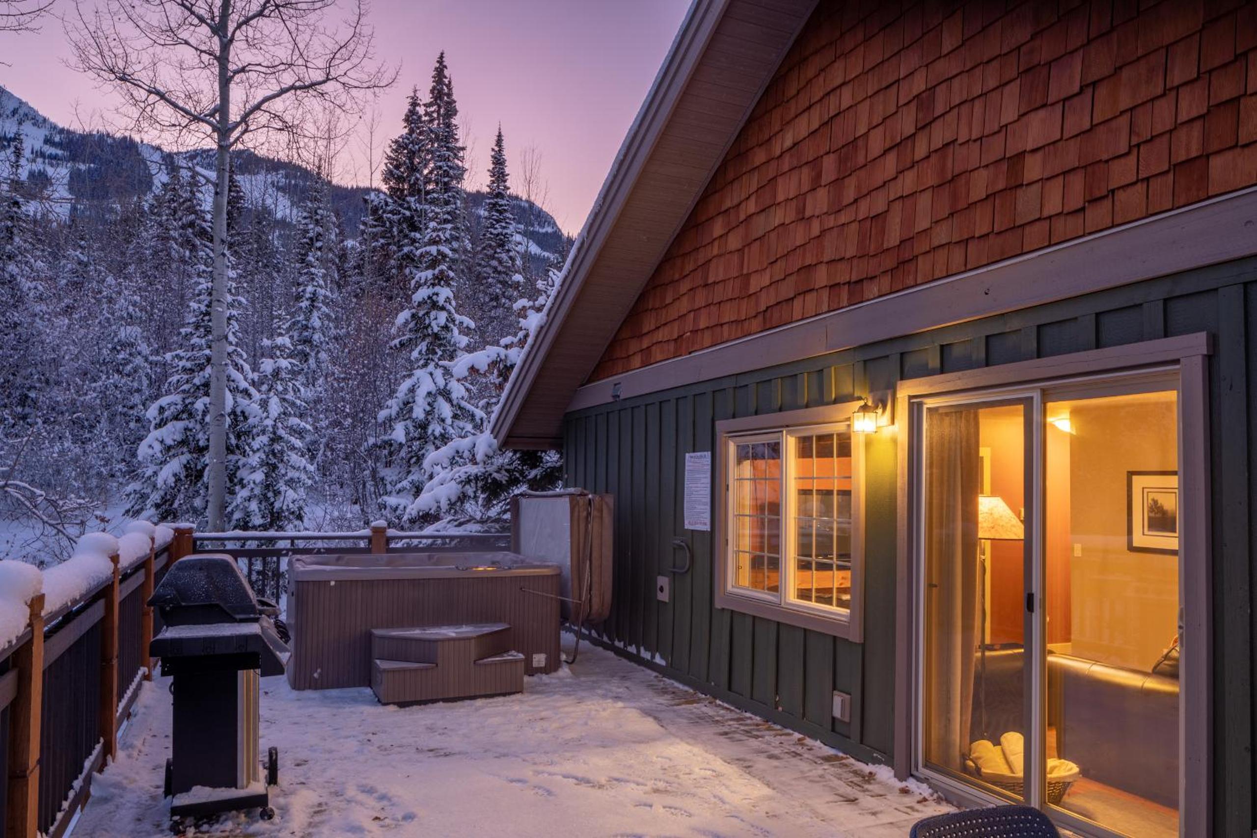 Lush Mountain Accommodations