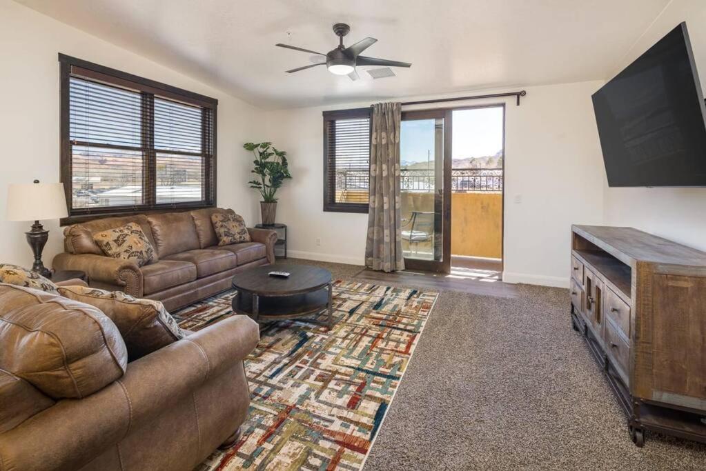 Luxury Downtown Rental - La Dolce Vita Villas #2 view 3
