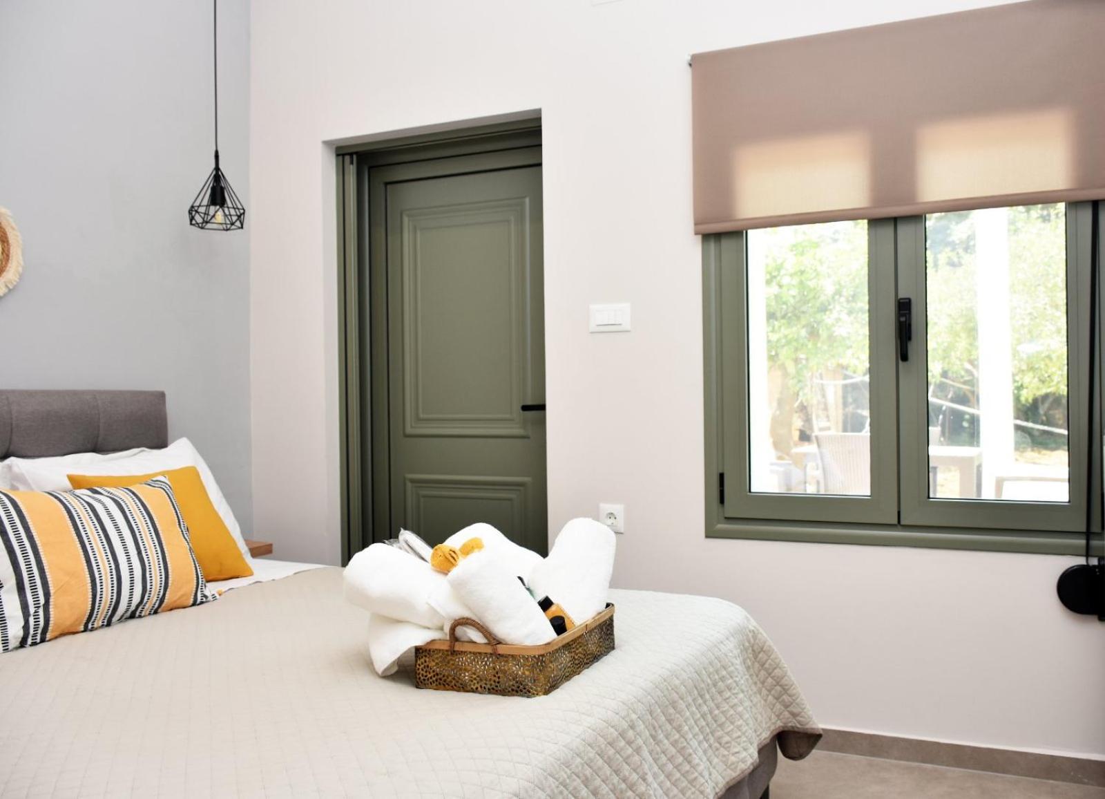 Manolis cozy home photo 3