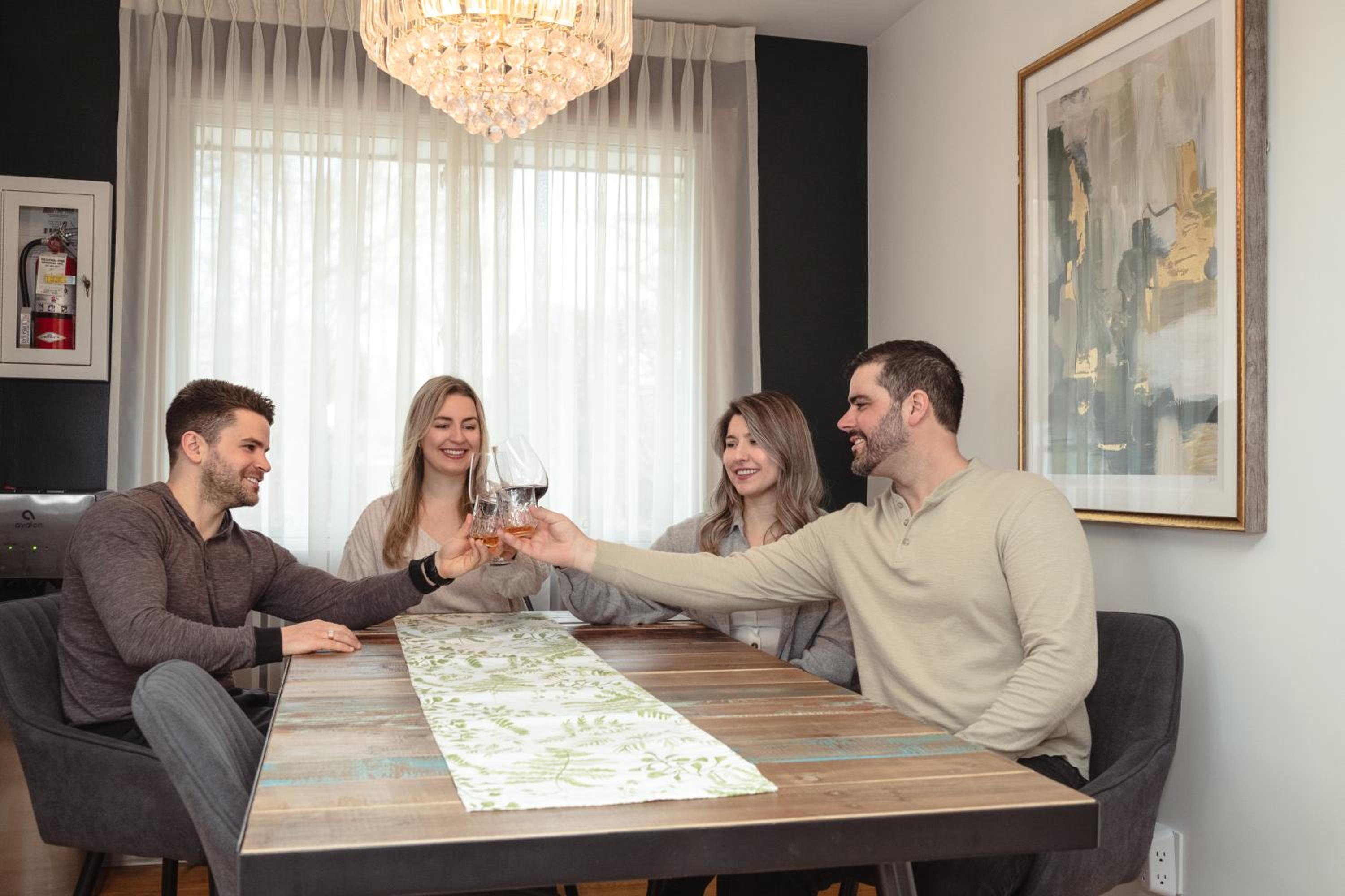Cellar House NOTL - Entire Home in the Heart of Niagara-on-the-Lake