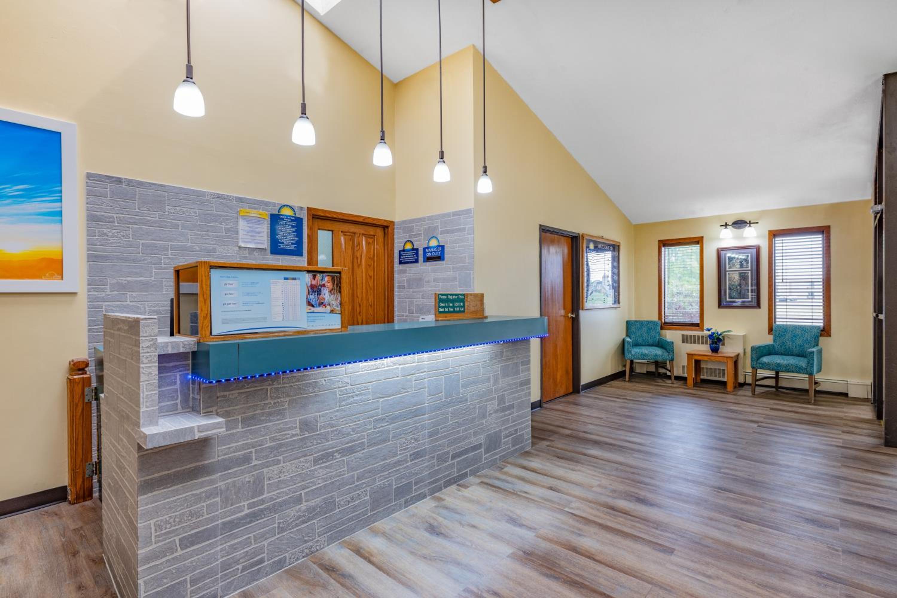 Days Inn by Wyndham Monticello - Property Image 4