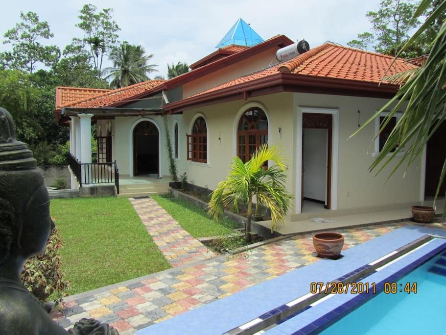 Caro Villa