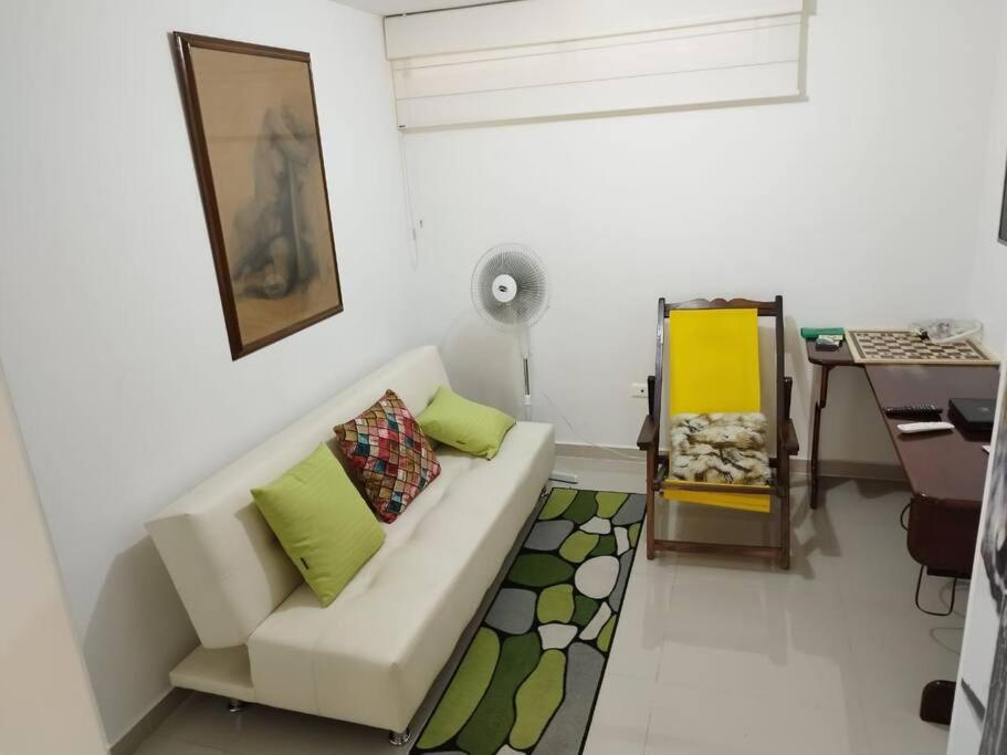 Apartamento amplio con piscina, hermosa vista a la ciudad de San Gil