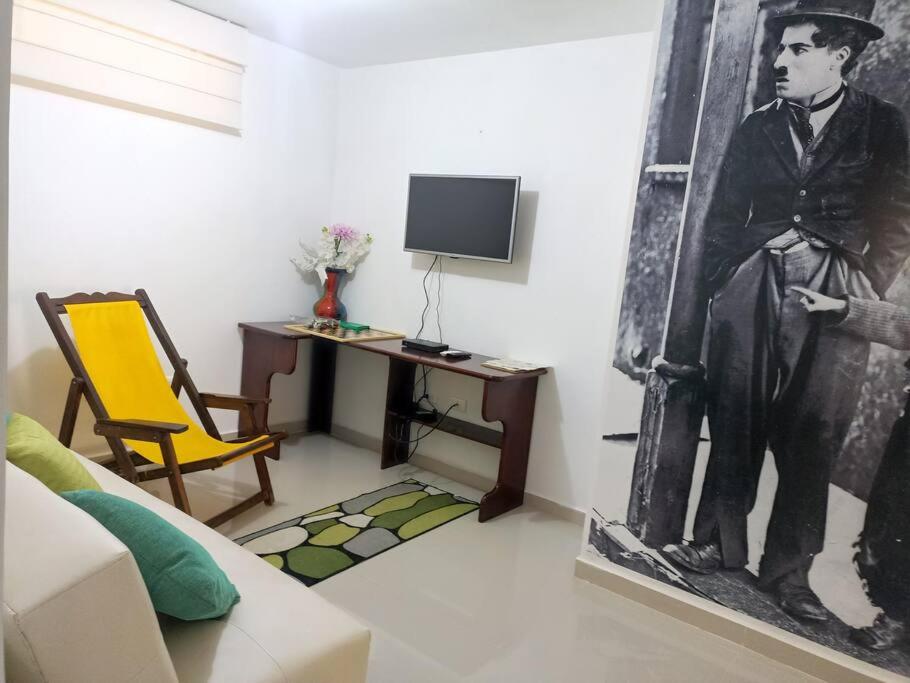 Apartamento amplio con piscina, hermosa vista a la ciudad de San Gil
