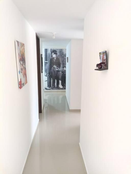 Apartamento amplio con piscina, hermosa vista a la ciudad de San Gil
