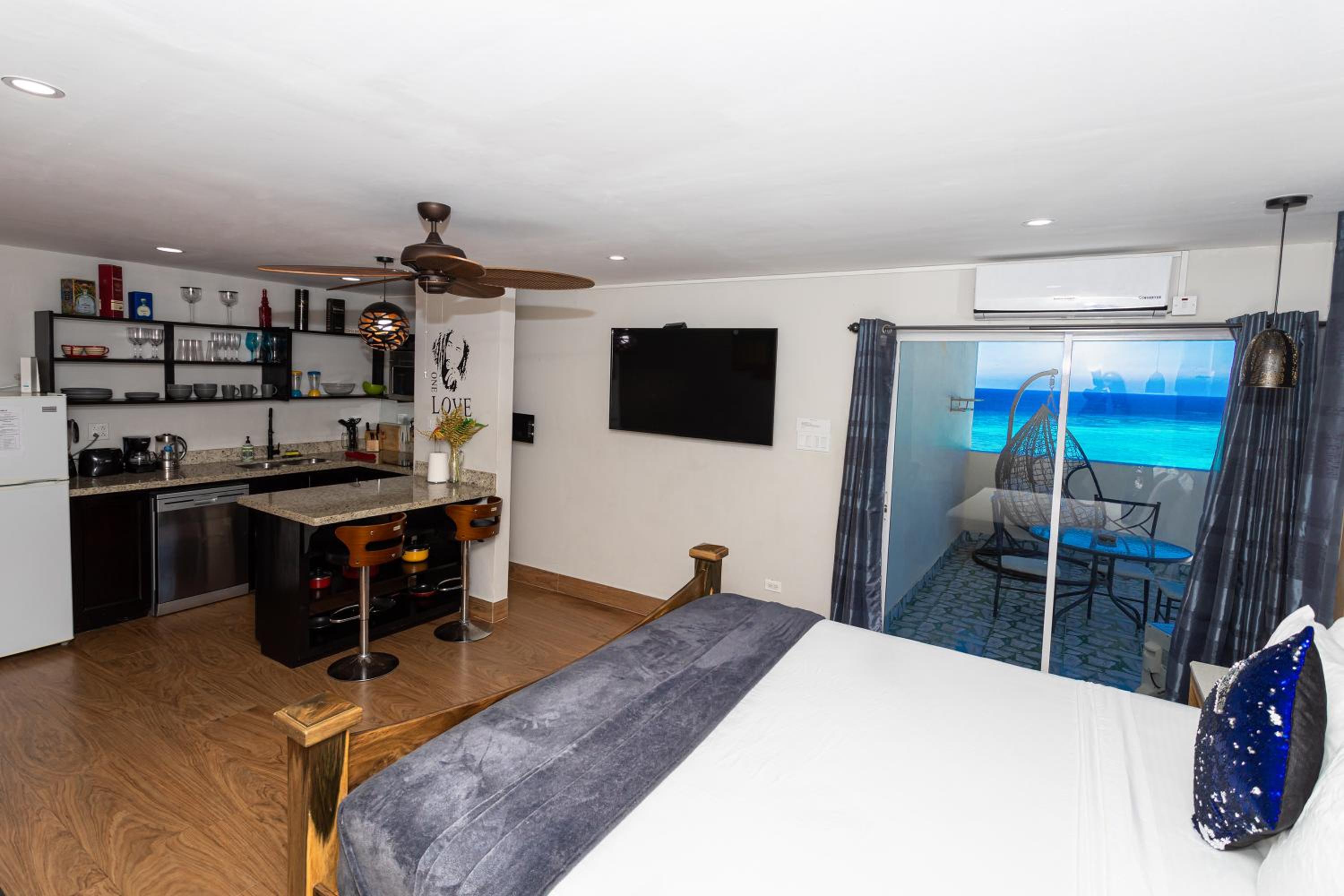Photo 21