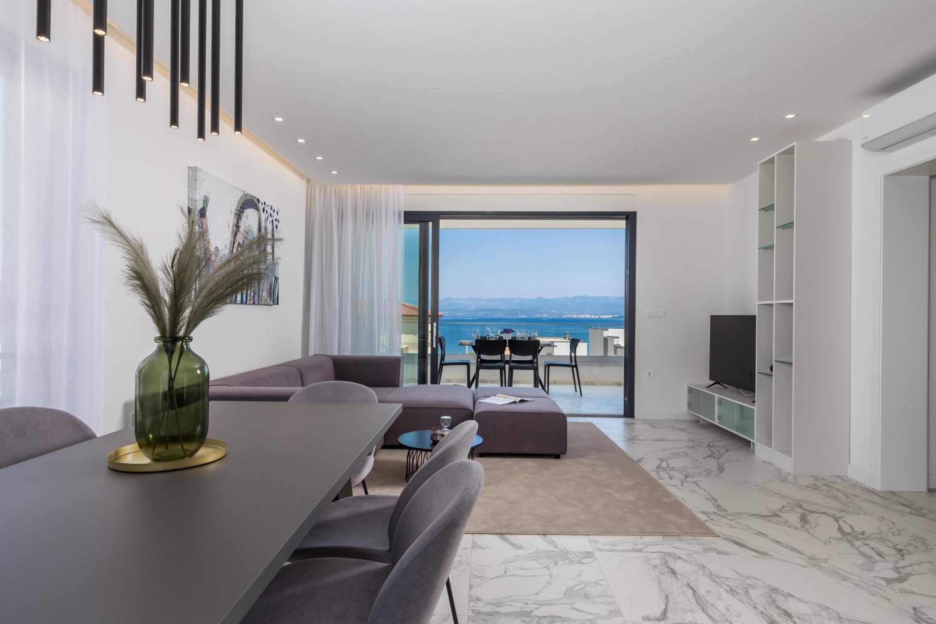 HADRIE LUXURY RESORT AND VILLAS ROVA ed