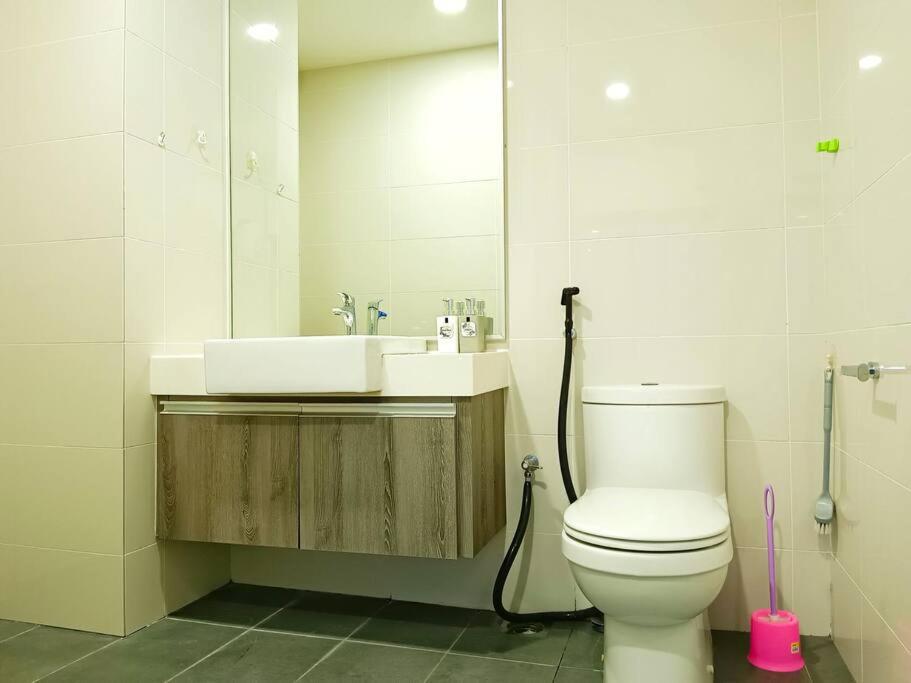 Southkey 2BR/ Mid Valley/Mosaic