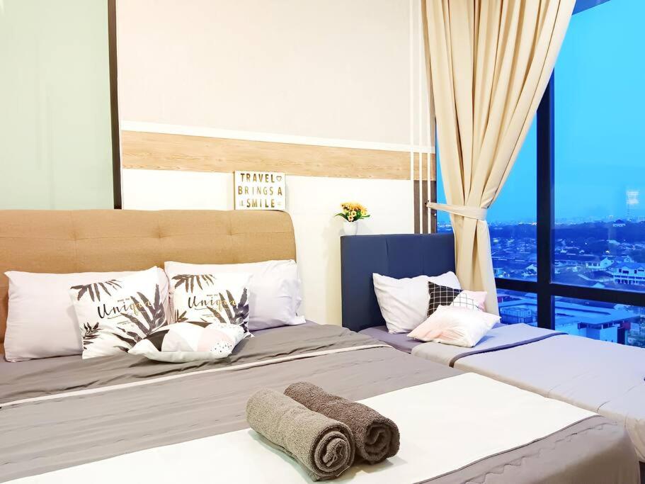 Southkey 2BR/ Mid Valley/Mosaic
