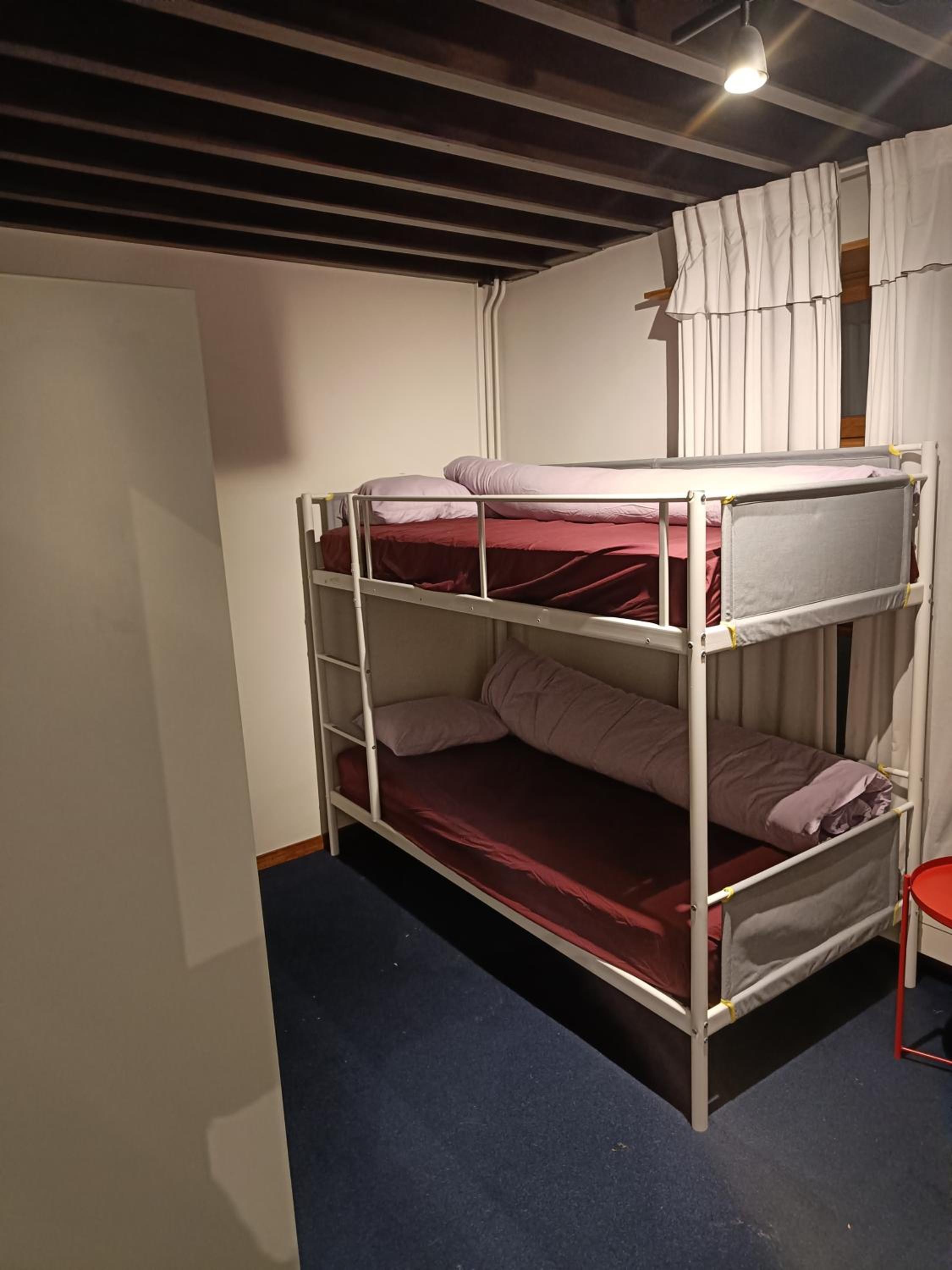 Viktoria HOSTEL