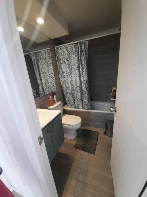 Dpto. Condominio Aqua La Serena 2D+2B, Estacionamiento, P7