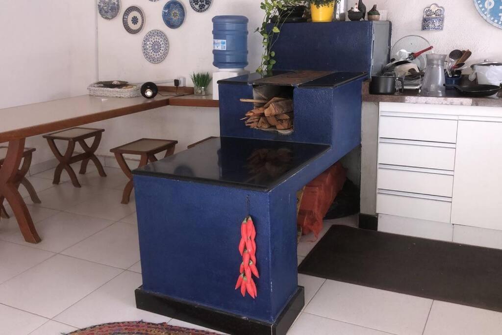 Casa com piscina, churrasqueira, fogão à lenha. SUL DE MINAS GERAIS