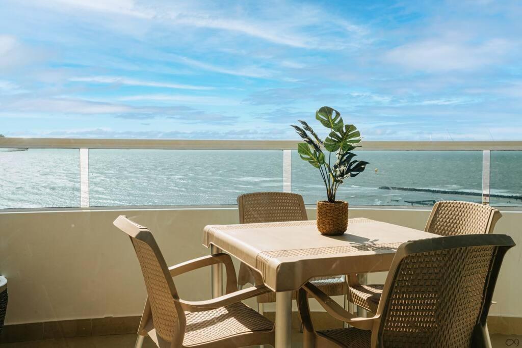 Best Ocean View Stunning apartment