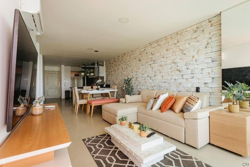 Best Ocean View Stunning apartment