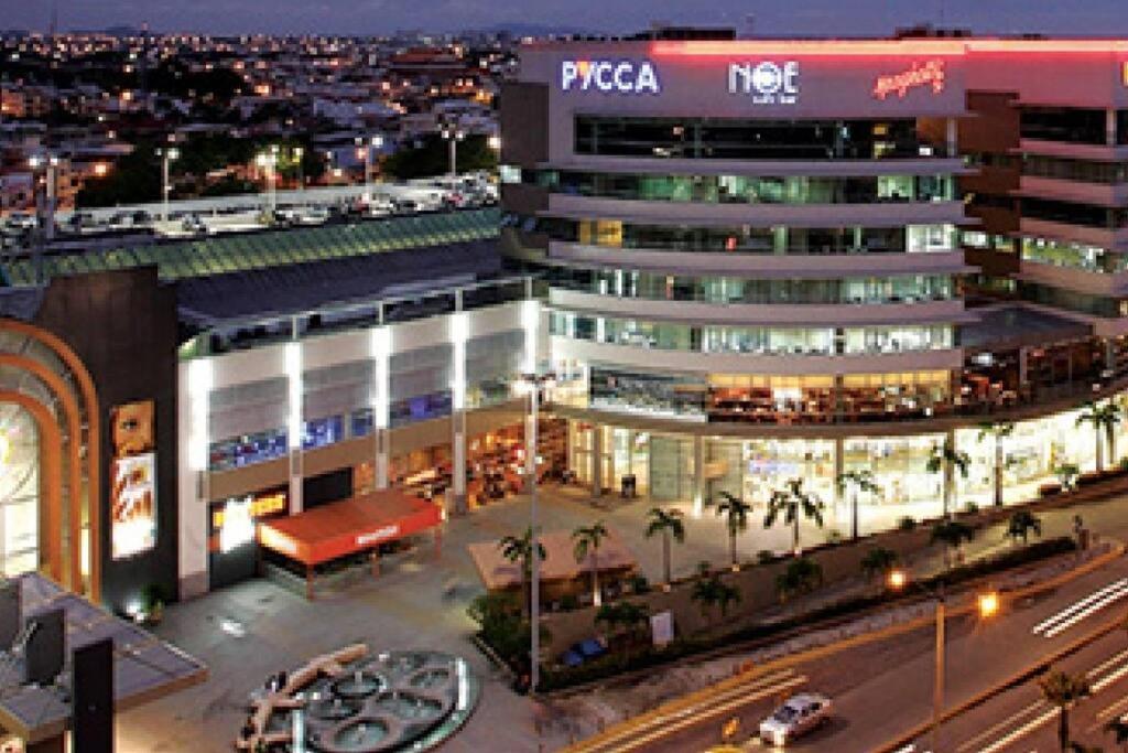 Ecusuites Apartamento Ejecutivo Hotel Sheraton Aeropuerto Quo