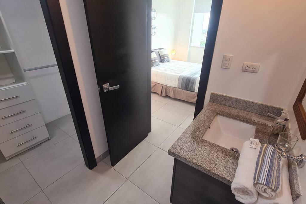 Ecusuites Apartamento Ejecutivo Hotel Sheraton Aeropuerto Quo