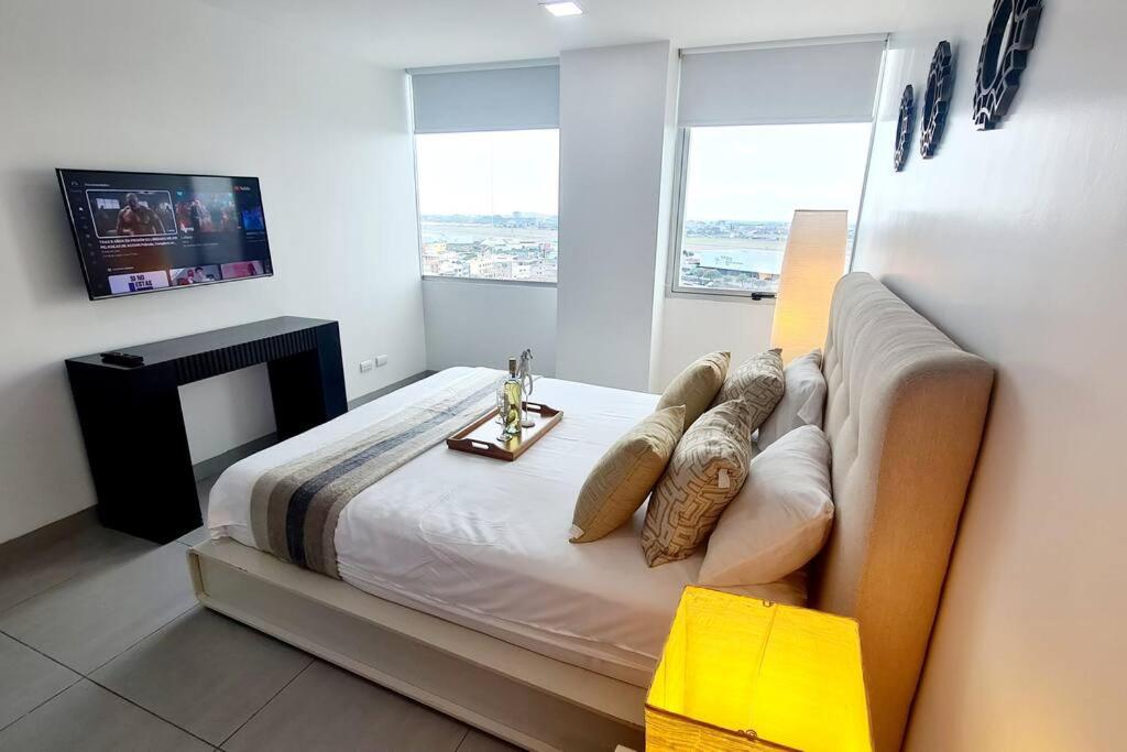 Ecusuites Apartamento Ejecutivo Hotel Sheraton Aeropuerto Quo