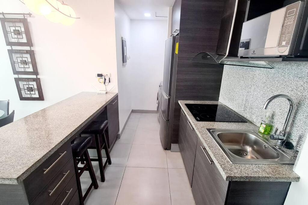 Ecusuites Apartamento Ejecutivo Hotel Sheraton Aeropuerto Quo