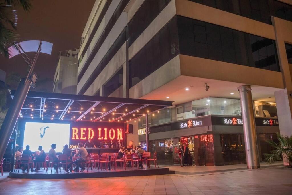 Ecusuites Apartamento Ejecutivo Hotel Sheraton Aeropuerto Quo