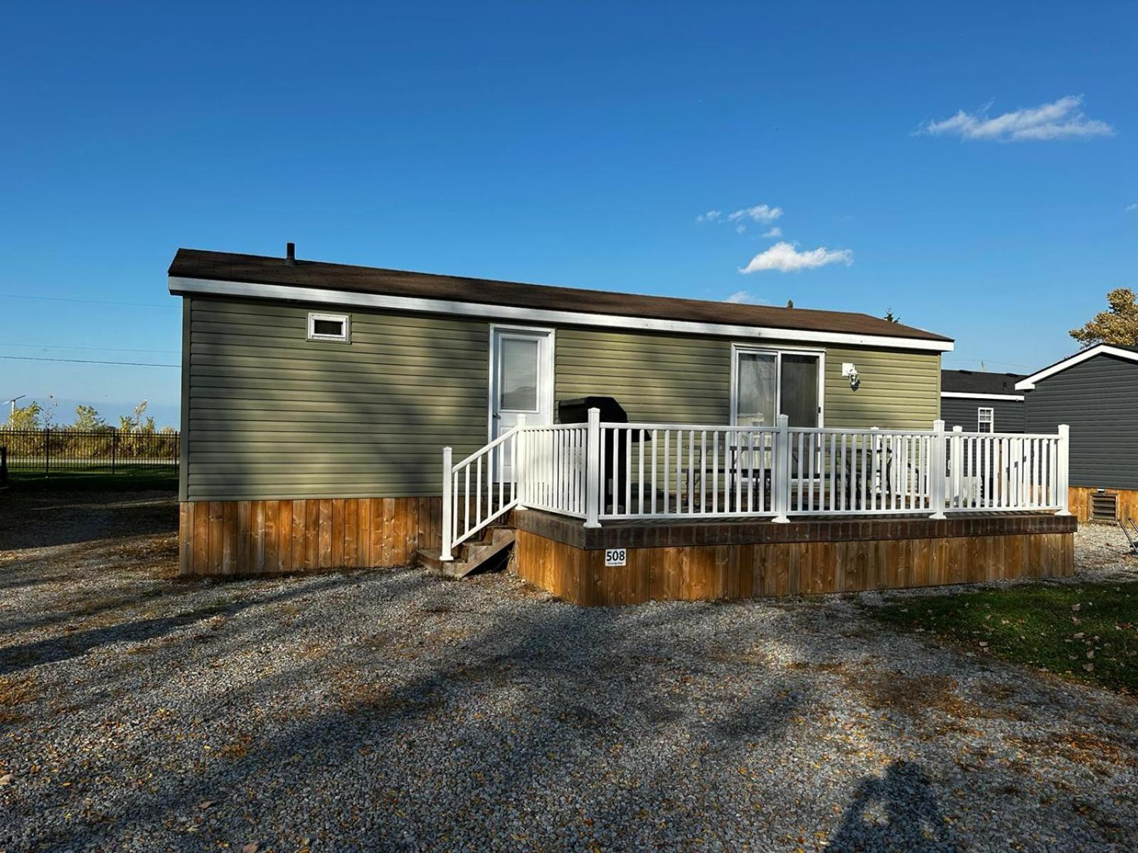 Falcon Cottages