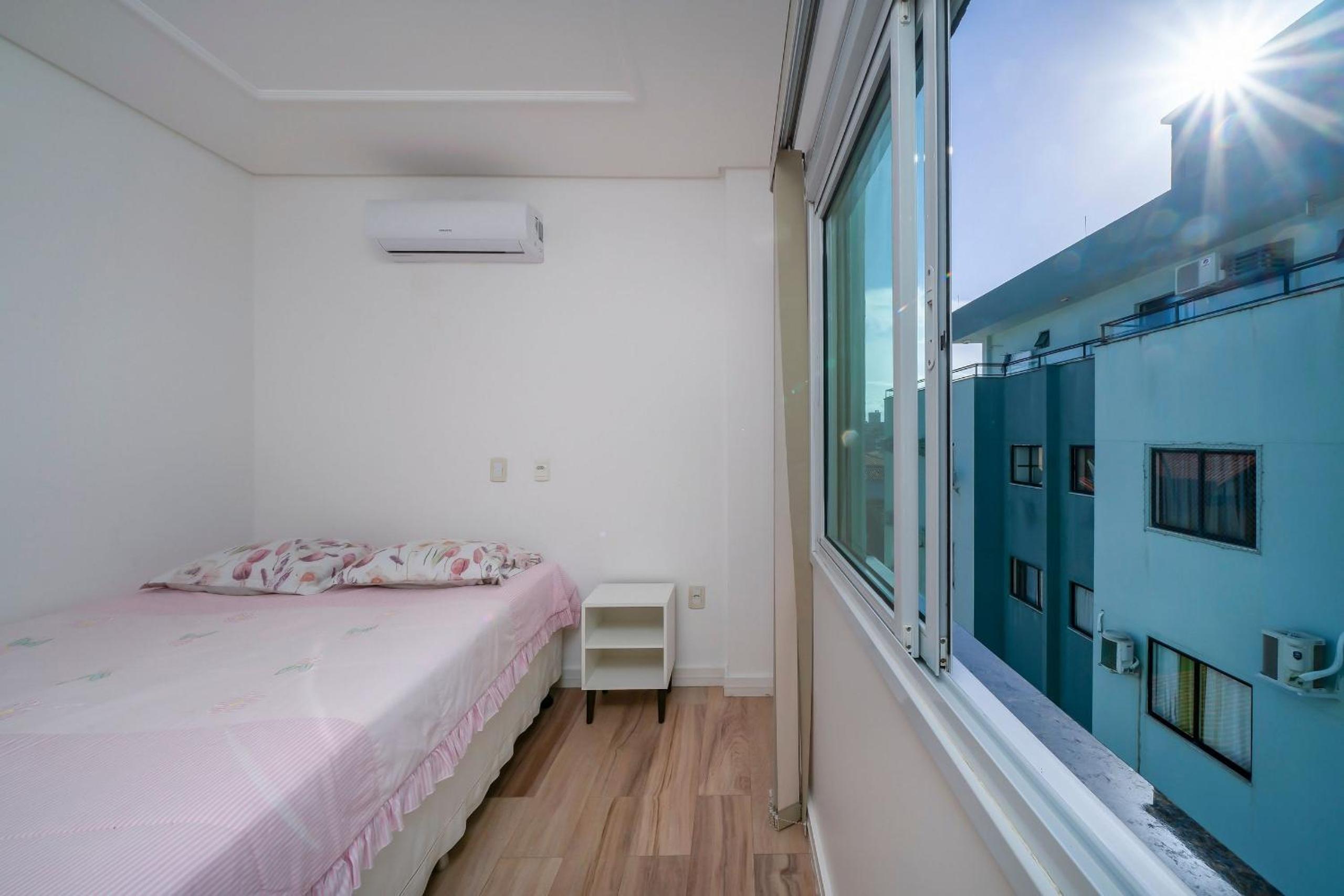 Aluguel Apartamento 3 quartos sendo 1 suíte em Bombinhas