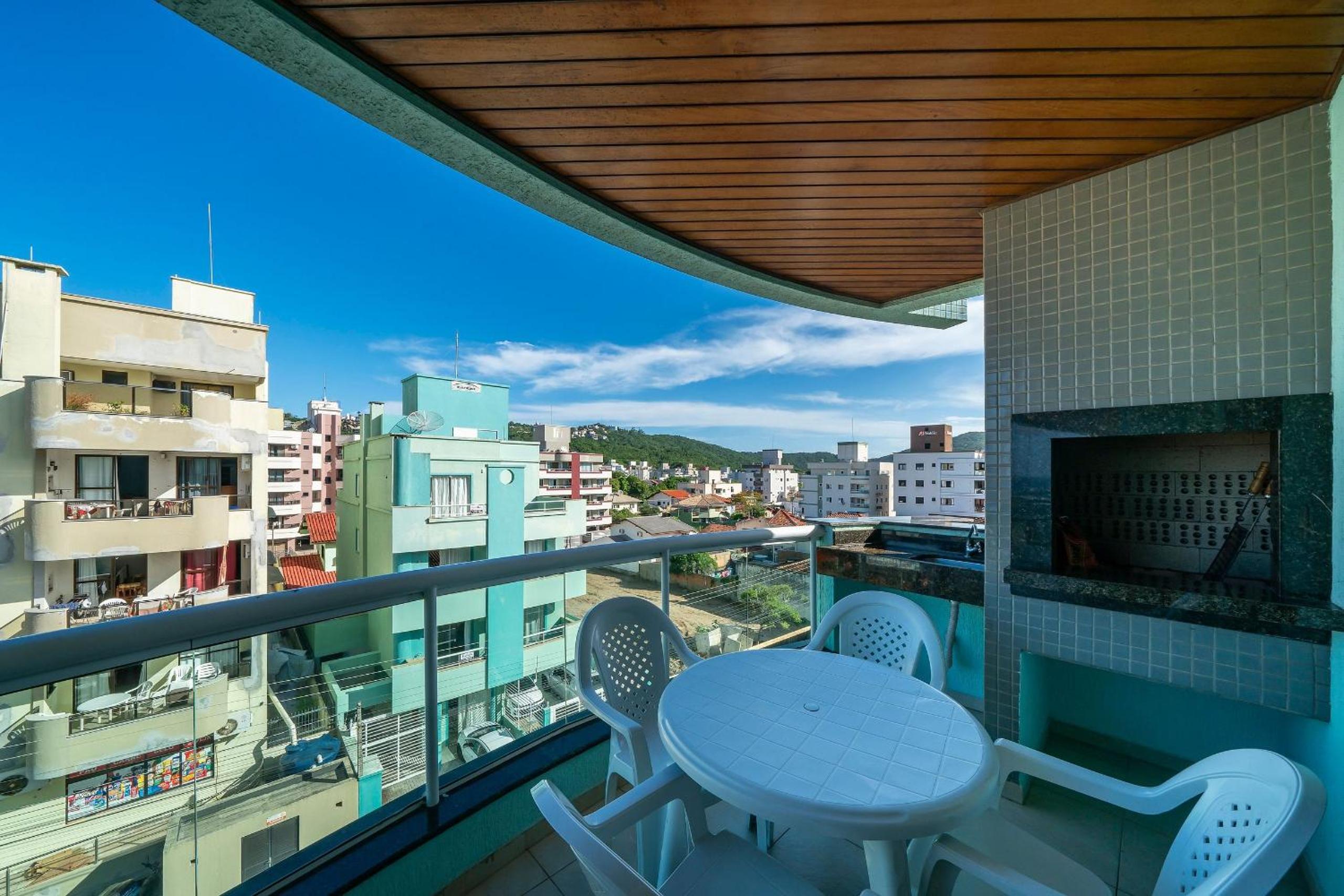Aluguel Apartamento 3 quartos sendo 1 suíte em Bombinhas