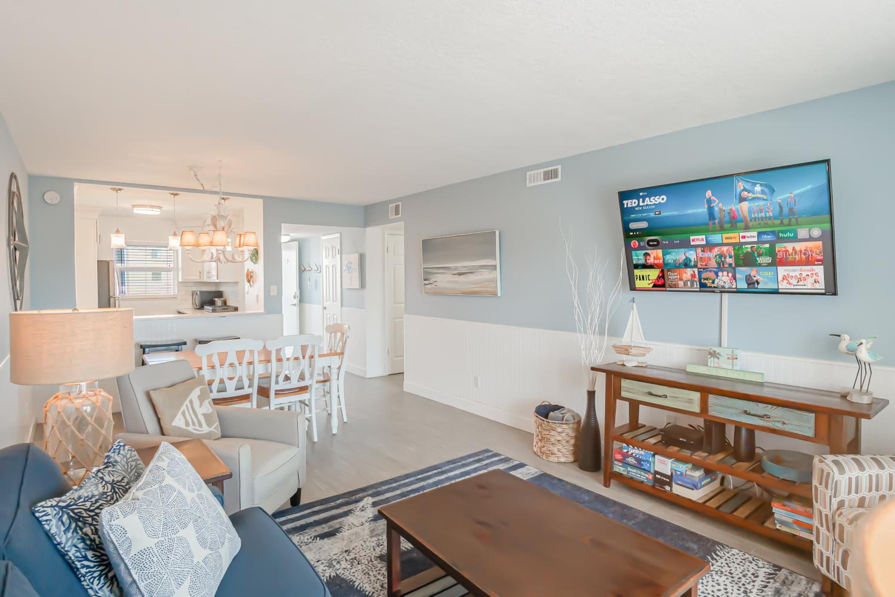 Top Floor with Ocean and Pool Views Located on No-Drive Beach