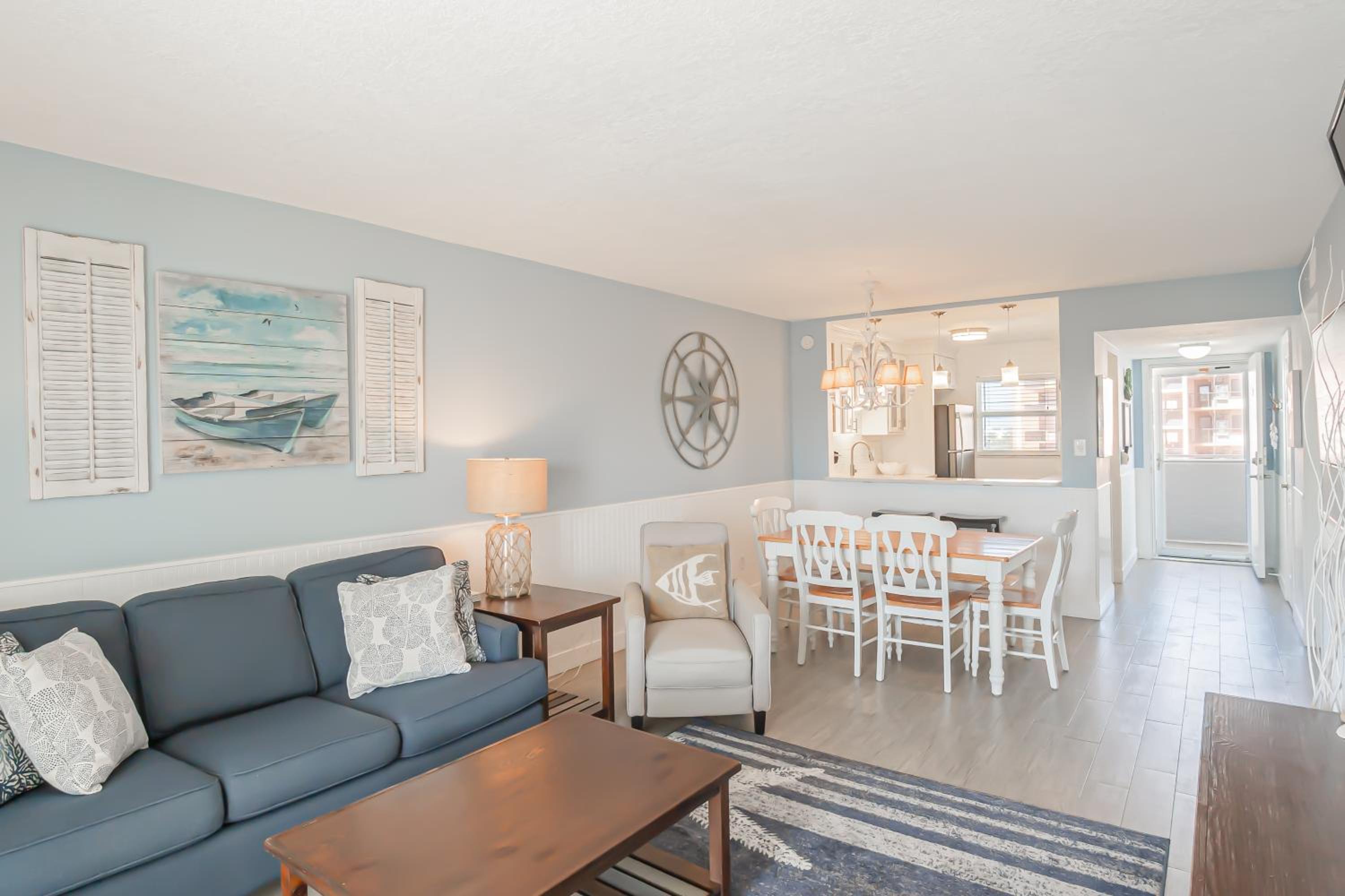 Top Floor with Ocean and Pool Views Located on No-Drive Beach
