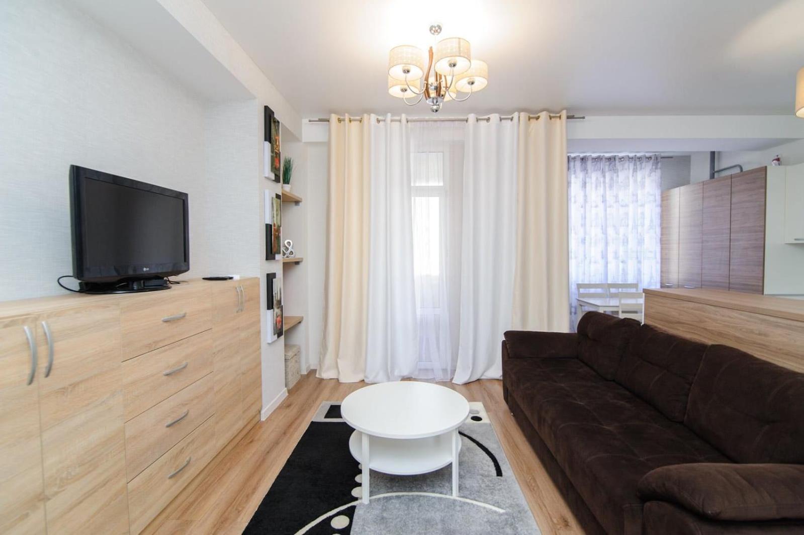 Modern and Grand Apartment at Lev Tolstoi with 2 rooms and living view 5